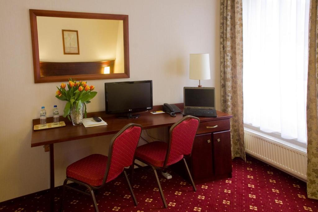 Hotel Stara Szmergielnia Bielsko-Biala Quarto foto